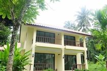 Hotel Baan Mai Beachfront 3*