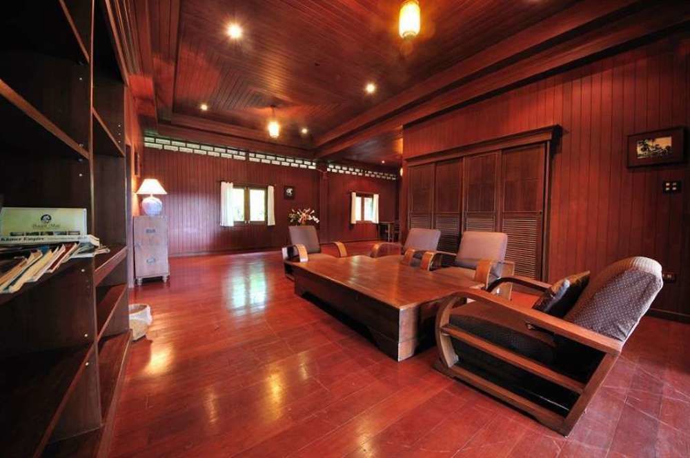 Baan Mai Beachfront Hotel